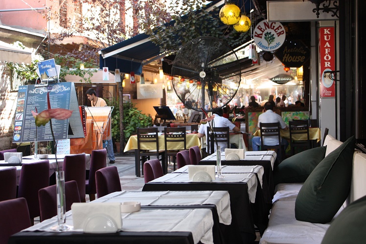 سیروی اند بیسترو